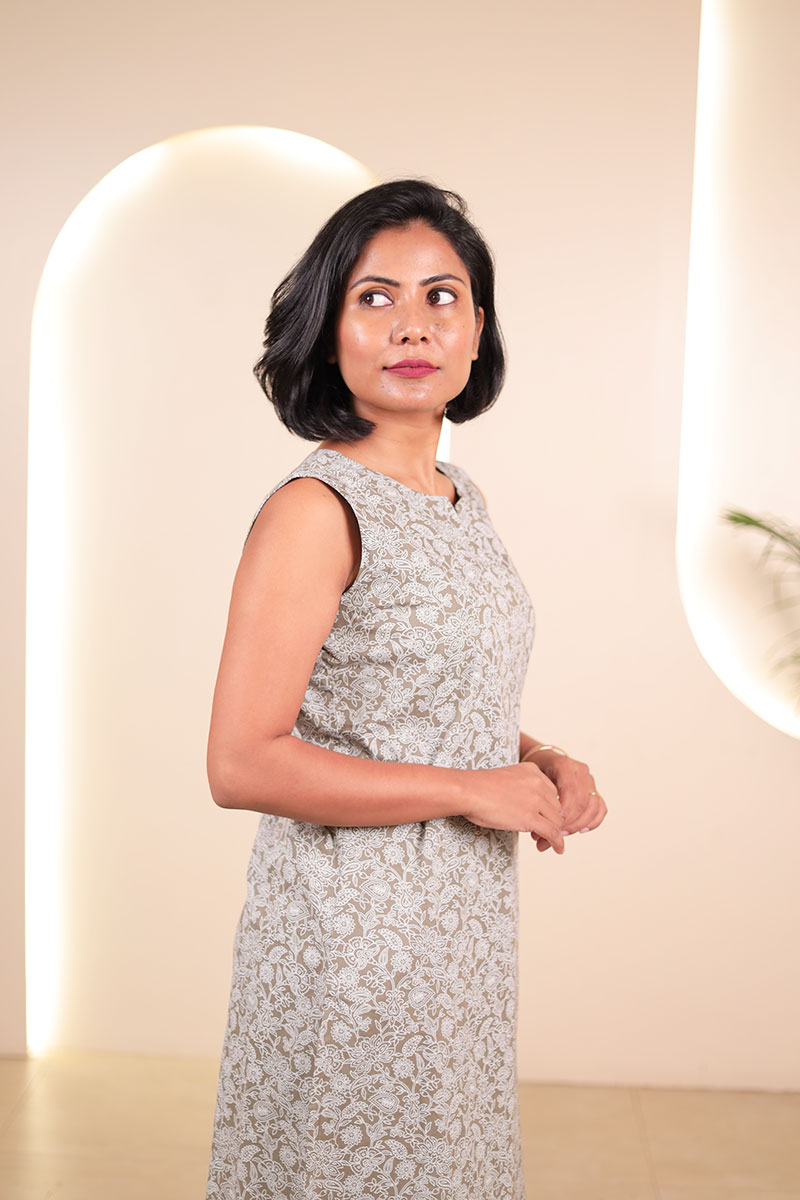 Olive Green Sleeveless Printed Kurta For Women Olive Green Sleeveless Printed Kurta For Women