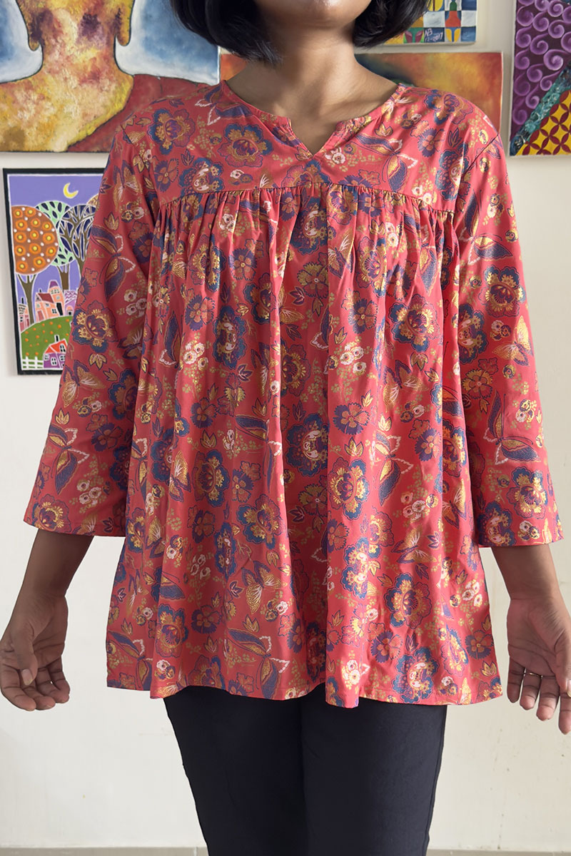 Pink Floral Printed Relaxed Fit Top for Women Pink Floral Printed Relaxed Fit Top for Women